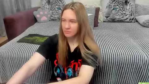 Snapshot of kendra_xx_ chatting on 05.10.26 Kendra online show from 05.10.26