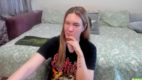 Snapshot of kendra_xx_ chatting on 05.26.26 Kendra online show from 05.26.26