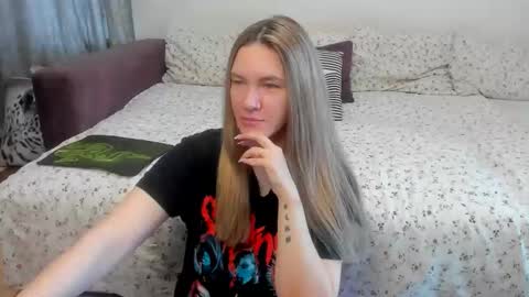 Snapshot of kendra_xx_ chatting on 06.03.26 Kendra online show from 06.03.26
