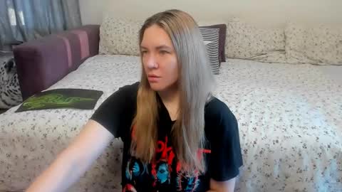 Snapshot of kendra_xx_ chatting on 06.03.26 Kendra online show from 06.03.26
