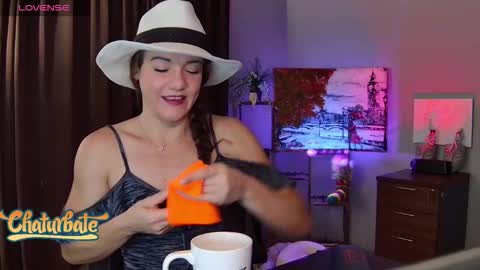 Snapshot of kendracam69 chatting on 11.06.25 Kendra online show from 11.06.25