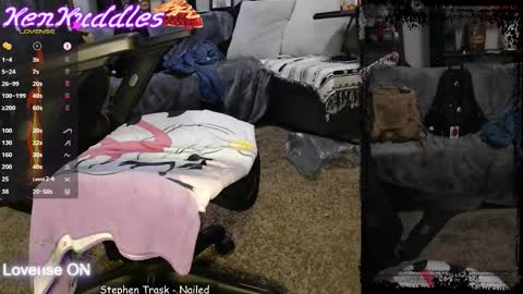 Snapshot of kenkuddles chatting on 11.06.25 Ken Kuddles online show from 11.06.25