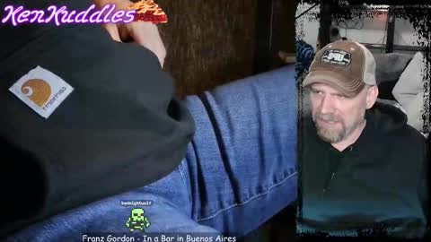 Snapshot of kenkuddles chatting on 11.23.25 Ken Kuddles online show from 11.23.25