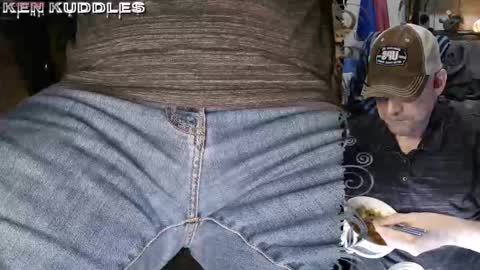 Snapshot of kenkuddles chatting on 02.22.26 Ken Kuddles online show from 02.22.26