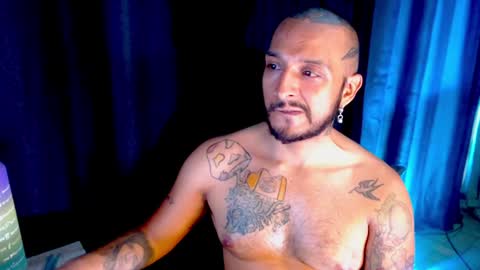 Kenlly online show from 02.04.25