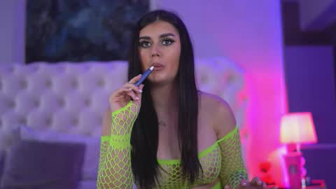 Kendra online show from 11.04.25