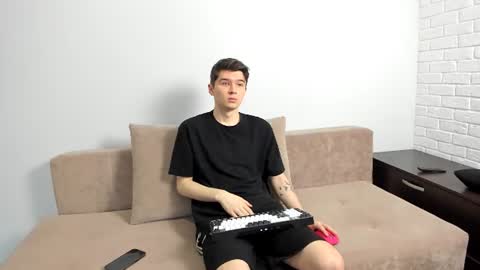 Snapshot of kennedy_max chatting on 06.27.26 kennedy max online show from 06.27.26