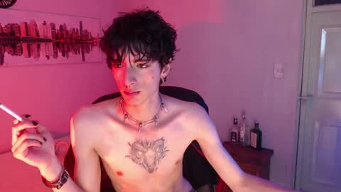 Snapshot of kenny__hot chatting on 01.20.25 kenny online show from 01.20.25