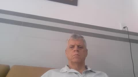 Snapshot of kent_ham chatting on 01.08.26 kent_ham online show from 01.08.26