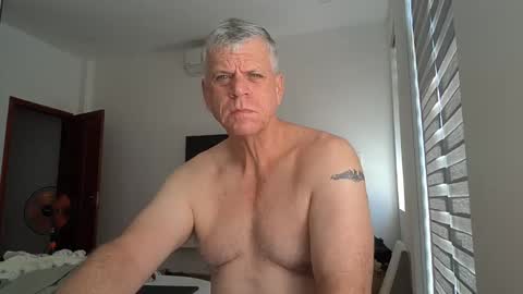 Snapshot of kent_ham chatting on 03.02.26 kent_ham online show from 03.02.26