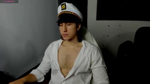 Snapshot of kent_rushell chatting on 10.31.25 kent_rushell online show from 10.31.25