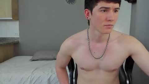 Snapshot of kent_zagann chatting on 07.25.26 Santiago online show from 07.25.26