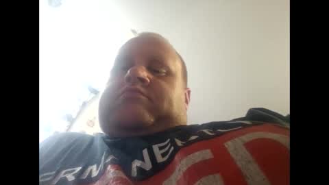 Snapshot of kentbrooks chatting on 11.06.25 looking 4 free c2c online show from 11.06.25