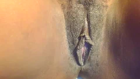 Snapshot of kenyan_sugar chatting on 10.30.25 kenyansugar online show from 10.30.25