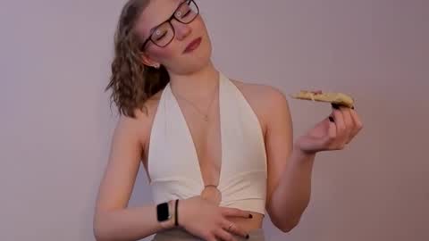 Snapshot of kenyattawestermark chatting on 02.11.26 Lisa online show from 02.11.26