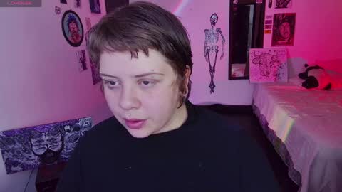 Snapshot of kenziesharik chatting on 05.31.26 Kenzie online show from 05.31.26