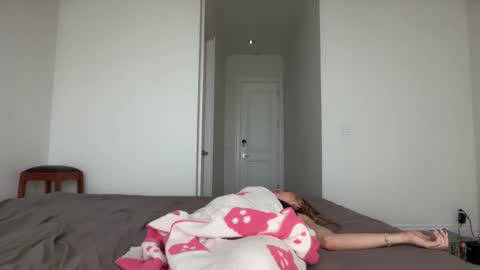 kenziesmithh online show from 09.11.25