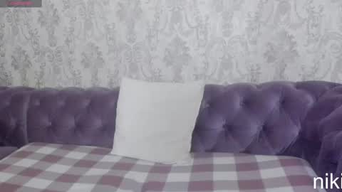 Snapshot of kerry_niki chatting on 02.15.25 kerry_niki online show from 02.15.25