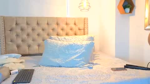 Kery Hillson online show from 11.05.25