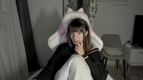 Snapshot of kesh_mne chatting on 09.10.25 kesh_mne online show from 09.10.25