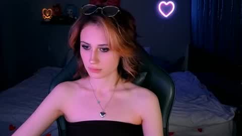 Snapshot of keti_moon chatting on 06.13.26 Keti 3 online show from 06.13.26