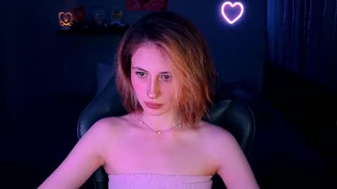 Snapshot of keti_moon chatting on 06.15.26 Keti 3 online show from 06.15.26