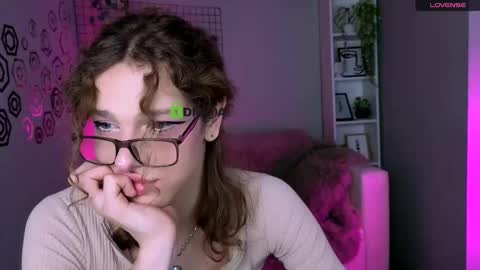 kevi here online show from 11.05.25