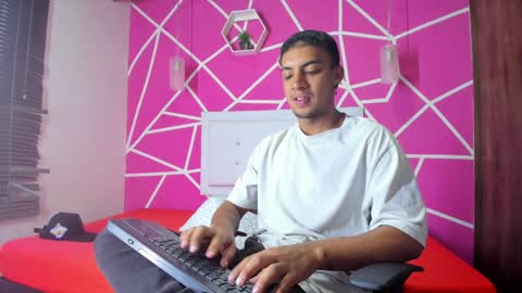   online show from 12.02.24