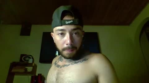 Snapshot of keviin_wolf chatting on 09.26.25 Keviin online show from 09.26.25