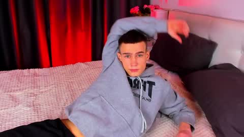 Snapshot of kevin_kess chatting on 02.04.25 Ask me online show from 02.04.25