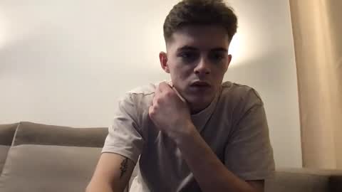 Snapshot of kevin_o8 chatting on 12.21.24 kevinsport online show from 12.21.24