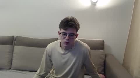 Snapshot of kevin_o8 chatting on 01.04.25 kevinsport online show from 01.04.25