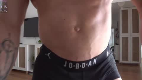 Snapshot of kevinandresxx chatting on 02.21.25 Kevin online show from 02.21.25