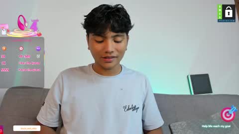 Snapshot of kevinxlvx chatting on 10.09.25 kevin and ottis online show from 10.09.25