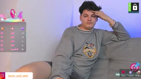 Snapshot of kevinxlvx chatting on 10.14.25 kevin and ottis online show from 10.14.25