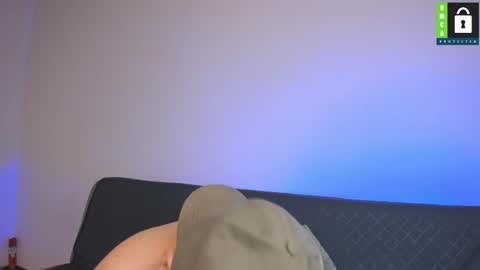 Snapshot of kevinxlvx chatting on 11.06.25 kevin and ottis online show from 11.06.25