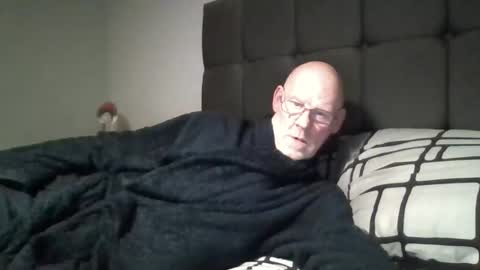 Snapshot of kevlooking4sez chatting on 01.09.25 kevlooking4sez online show from 01.09.25