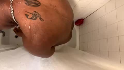 Snapshot of keybump323 chatting on 01.12.25 Keybump online show from 01.12.25