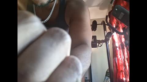 Snapshot of keybump323 chatting on 10.25.25 Keybump online show from 10.25.25