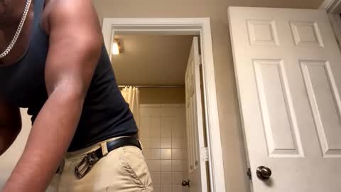 Snapshot of keybump323 chatting on 10.30.25 Keybump online show from 10.30.25