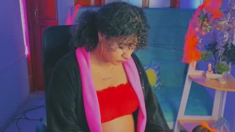 Snapshot of keyla_roberts_ chatting on 10.19.25 Adhara. Help me reach 100 likes online show from 10.19.25