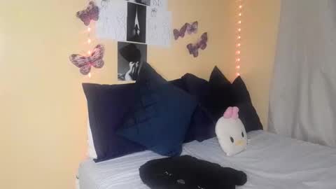 Snapshot of keylaa4 chatting on 01.16.25 keyla online show from 01.16.25