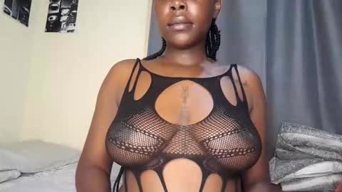 Snapshot of keylaa4 chatting on 11.03.25 keyla online show from 11.03.25