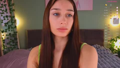 Snapshot of keylalong chatting on 02.10.25 Hi Im Mary Glad to see you in my room PVT is open online show from 02.10.25