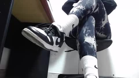     online show from 10.17.25