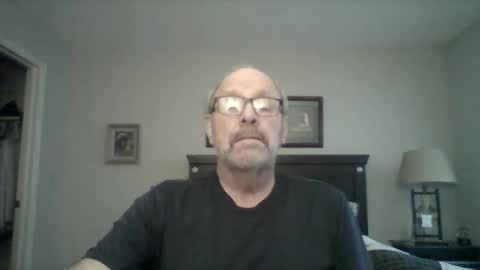 Snapshot of kfries chatting on 01.03.25 Kent online show from 01.03.25