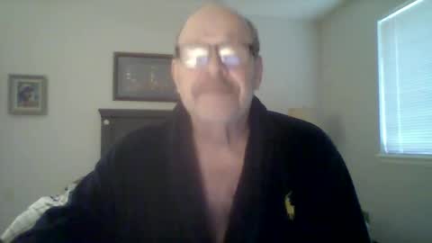 Snapshot of kfries chatting on 02.01.25 Kent online show from 02.01.25