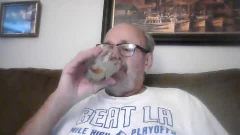 Snapshot of kfries chatting on 09.10.25 Kent online show from 09.10.25