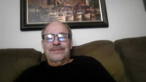 Snapshot of kfries chatting on 09.12.25 Kent online show from 09.12.25