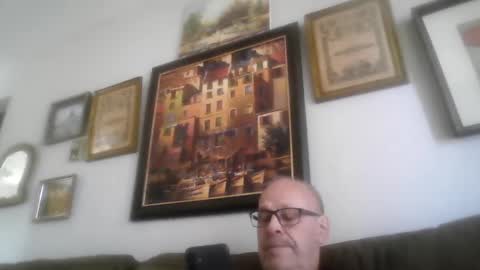 Snapshot of kfries chatting on 09.20.25 Kent online show from 09.20.25